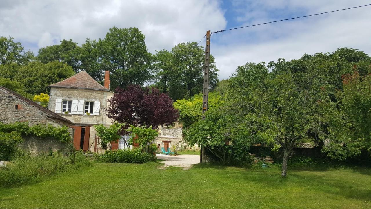 Gite de La Pivarderie Senille Exterior foto